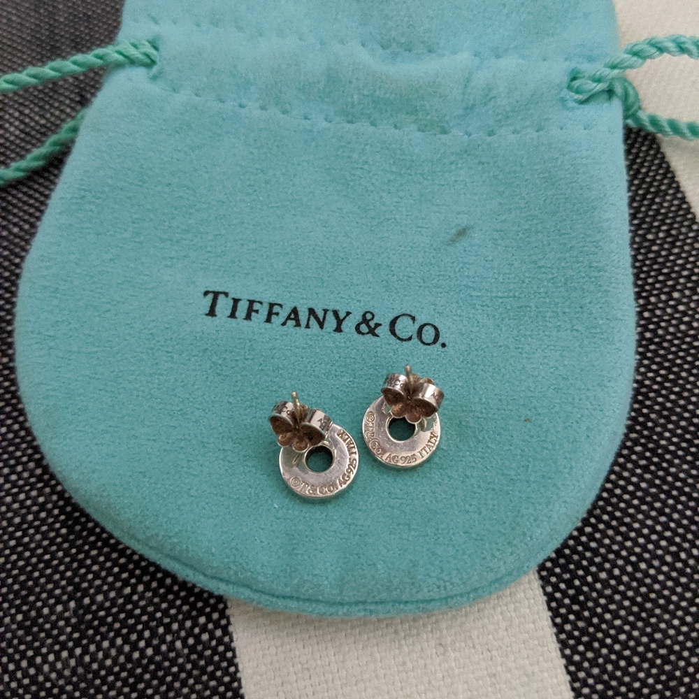 Tiffany & Co. Silver Disc Stud Earrings on Tiffany Blue Pouch - Picture 2 of 9
